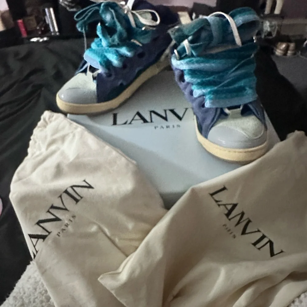 Lanvin Sneakers - Picture 2 of 5